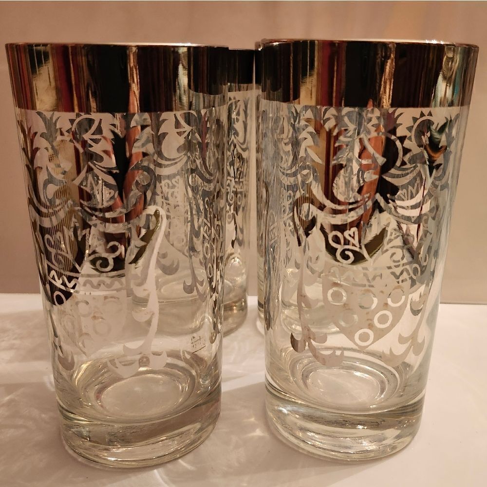 Vintage Pristine 1960s  Silver Banded/Shield  Set of 4 Highball Glasses